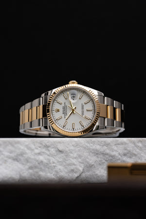 Rolex Datejust 36 126233 Yellow Gold Stainless Steel White Roman Dial Jubilee (2025) — foto 9