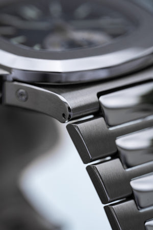 Patek Philippe Nautilus 5980/1AR-001 Chronograph Stainless Steel Rose Gold Blue Dial (2020) — foto 10