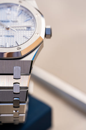 Audemars Piguet Royal Oak 15450ST.OO.1256ST.01.A Selfwinding Stainless Steel White Dial — foto 11
