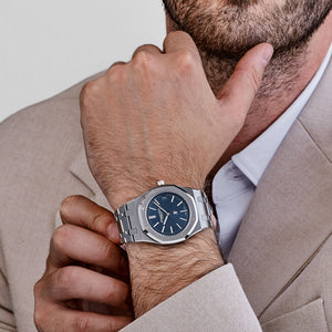 Audemars Piguet Royal Oak 16202ST.OO.1240ST.02 'Jumbo' Extra-Thin Stainless Steel Blue Dial (2025) — foto 3