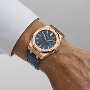 Audemars Piguet Royal Oak 15510OR.OO.D315CR.02 Rose Gold Blue Dial (2024) — foto 2