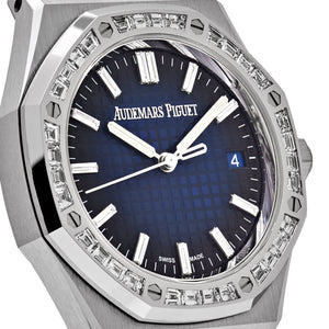 Audemars Piguet Royal Oak 15551BC.ZZ.1356BC.01 Diamond Bezel White Gold Smoked Blue Dial (2024) — foto 5