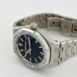 Audemars Piguet Royal Oak 15551BC.ZZ.1356BC.01 Diamond Bezel White Gold Smoked Blue Dial (2024) — foto 12