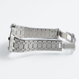 Audemars Piguet Royal Oak 15551ST.ZZ.1356ST.04 'Ladies' Stainless Steel Light Blue Dial Diamond Bezel (2024) — foto 9