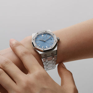 Audemars Piguet Royal Oak 15551ST.ZZ.1356ST.04 'Ladies' Stainless Steel Light Blue Dial Diamond Bezel (2024) — foto 2
