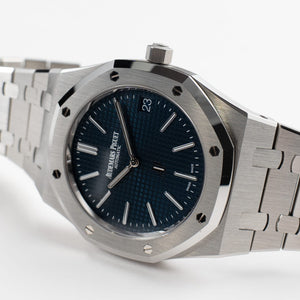 Audemars Piguet Royal Oak 16202ST.OO.1240ST.02 'Jumbo' Extra-Thin Stainless Steel Blue Dial (2025) — foto 7