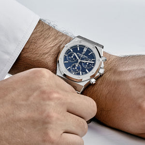 Audemars Piguet Royal Oak 26239BC.OO.1220BC.01 Chronograph White Gold Blue Dial Limited Edition of 222 — foto 2