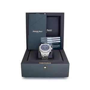 Audemars Piguet Royal Oak 26239BC.OO.1220BC.01 Chronograph White Gold Blue Dial Limited Edition of 222 — foto 9