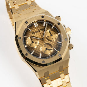 Audemars Piguet Royal Oak 26240BA.OO.1320BA.02 Chronograph Yellow Gold Smoked Yellow Gold-Toned Dial (2026) — foto 5