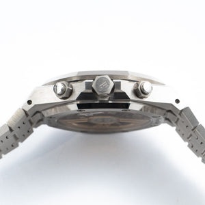 Audemars Piguet Royal Oak 26240BC.GG.1324BC.02 Chronograph Frosted White Gold Light Blue Dial — foto 10