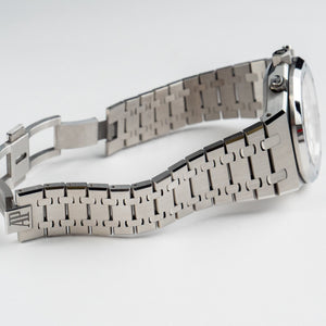 Audemars Piguet Royal Oak 26240ST.OO.1320ST.07 Chronograph Stainless Steel Silver-Toned Dial (2024) — foto 9