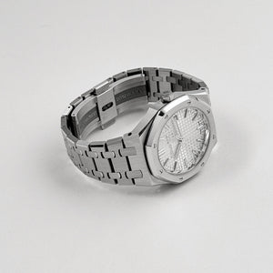 Audemars Piguet Royal Oak 77450ST.OO.1361ST.02 Stainless Steel Silver-Toned Dial (2025) — foto 4