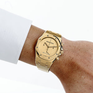 Audemars Piguet Royal Oak Chronograph 26240BA.OO.1320BA.01 '1017 ALYX 9SM' Yellow Gold Limited Edition of 202 — foto 2