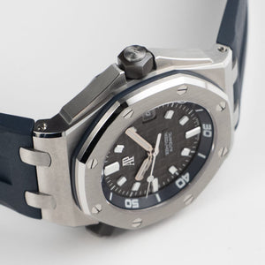Audemars Piguet Royal Oak Offshore 15720ST.OO.A009CA.01 Diver Stainless Steel Grey Dial — foto 7