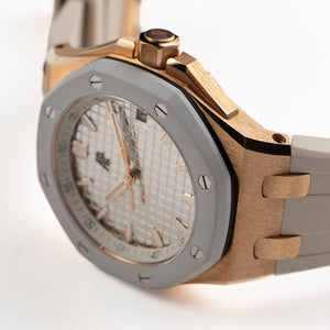 Audemars Piguet Royal Oak Offshore 77605OK.OO.A101CA.01 Selfwinding Rose Gold Ivory Dial (2024) — foto 6