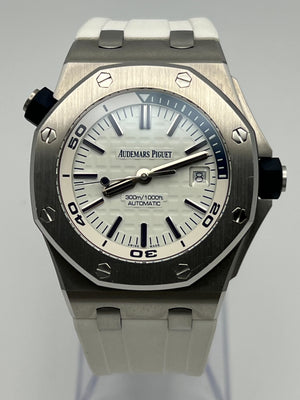 Audemars Piguet Royal Oak Offshore 15710ST.OO.A010CA.01 Diver Stainless Steel White Dial — foto 3