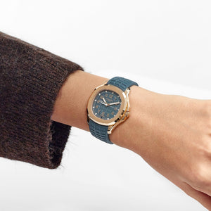 Patek Philippe Aquanaut 5269R-001 'Travel Time' Quartz Rose Gold Blue Dial (2024) — foto 2