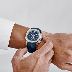 Patek Philippe Aquanaut 5968G-001 White Gold Blue Dial (2026) — foto 2