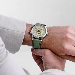 Patek Philippe Calatrava 5524G-010 'Pilot' Travel Time White Gold Ivory Dial (2026) — foto 2
