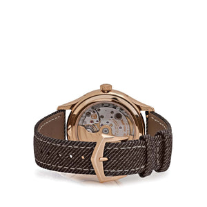 Patek Philippe Complications 4946R-001 Annual Calendar Moon Phases Rose Gold Chestnut Satin Dial (2025) — foto 6