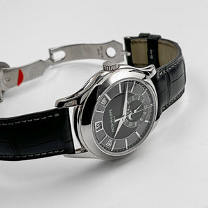 Patek Philippe Complications 5205G-010 Annual Calendar White Gold Black Dial — foto 4