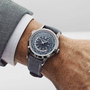 Patek Philippe Complications 5330G-001 World Time Date White Gold — foto 2