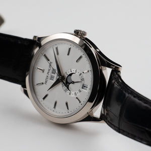 Patek Philippe Complications 5396G-011 Annual Calendar Moon Phases White Gold (2019) — foto 6