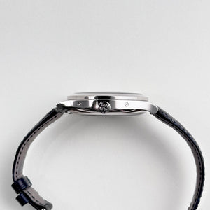 Patek Philippe Complications 5396G-017 Annual Calendar Moon Phases White Gold Blue Dial (2025) — foto 4