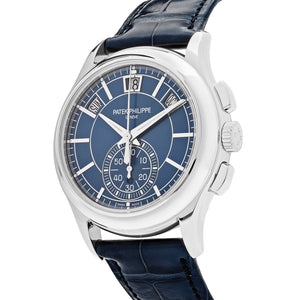 Patek Philippe Complications 5905P-001 Platinum Blue Dial Annual Calendar (2021) — foto 3