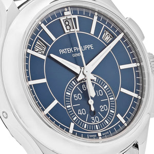 Patek Philippe Complications 5905P-001 Platinum Blue Dial Annual Calendar (2021) — foto 4