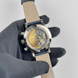 Patek Philippe Complications 5924G-001 Calatrava 'Pilot' Travel Time Flyback Chronograph White Gold Blue-Gray Dial (2025) — foto 10
