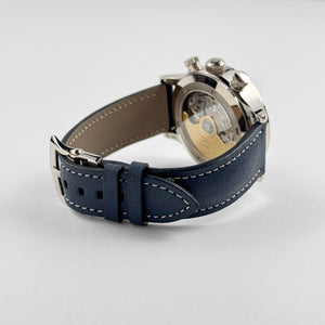 Patek Philippe Complications 5924G-001 Calatrava 'Pilot' Travel Time Flyback Chronograph White Gold Blue-Gray Dial (2025) — foto 5