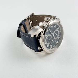 Patek Philippe Complications 5924G-001 Calatrava 'Pilot' Travel Time Flyback Chronograph White Gold Blue-Gray Dial (2025) — foto 8