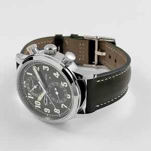 Patek Philippe Complications 5924G-010 Calatrava 'Pilot' Travel Time Chronograph White Gold Green Dial (2023) — foto 5