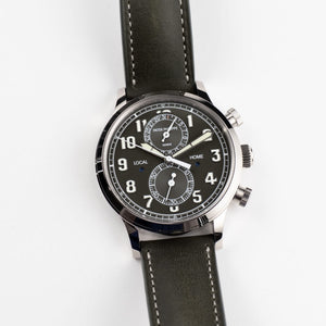 Patek Philippe Complications 5924G-010 Calatrava 'Pilot' Travel Time Chronograph White Gold Green Dial (2025) — foto 5