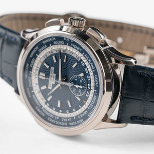 Patek Philippe Complications 5930G-010 World Time Flyback Chronograph White Gold Blue Dial (2021) — foto 6