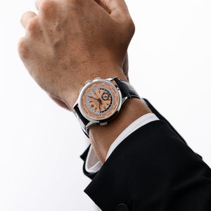 Patek Philippe Complications 5935A-001 World Time Chronograph Stainless Steel Opaline Salmon Dial (2023) — foto 3