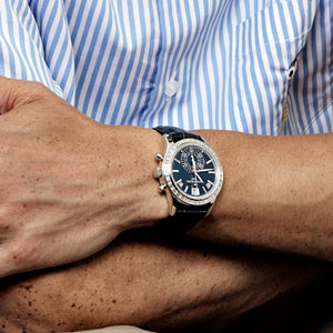 Patek Philippe Complications 5961P-001 Annual Calendar Platinum Blue Diamond Baguette Dial Diamond Baguette Bezel (2023) — foto 2