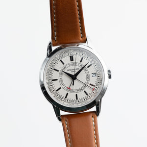 Patek Philippe Complications Calatrava 5212A-001 Weekly Calendar Stainless Steel Silver Opaline Dial (2025) — foto 5