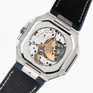 Patek Philippe Cubitus 5822P-001 Platinum Blue Dial Moon Phase (2024) — foto 10