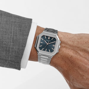 Patek Philippe Cubitus 7128/1G-001 White Gold Blue Dial (2026) — foto 2
