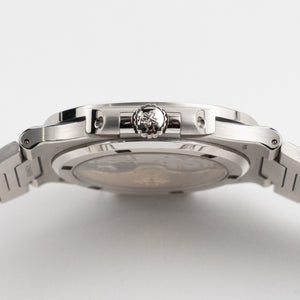 Patek Philippe Nautilus 5711/110P-001 Platinum Grey Diamond Baguette Dial Diamond Baguette Bezel — foto 8