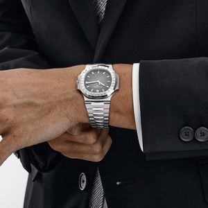 Patek Philippe Nautilus 5711/110P-001 Platinum Grey Diamond Baguette Dial Diamond Baguette Bezel — foto 3