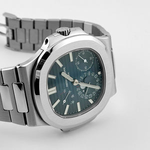 Patek Philippe Nautilus 5712/1A-001 Stainless Steel Blue Dial Moon Phases (2023) — foto 5