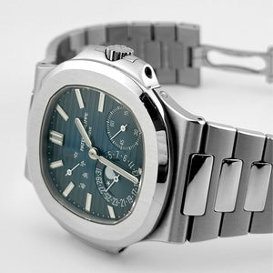 Patek Philippe Nautilus 5712/1A-001 Stainless Steel Blue Dial Moon Phases (2023) — foto 4