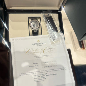 Patek Philippe Nautilus 5712G-001 'Tiffany & Co.' White Gold Grey Dial Moon Phases (2023) — foto 9