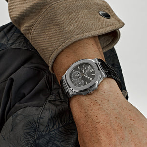 Patek Philippe Nautilus 5712G-001 White Gold Grey Dial Moon Phases (2019) — foto 3