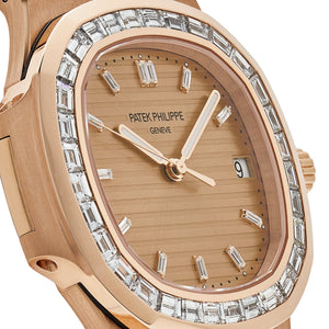 Patek Philippe Nautilus 5723/1R-001 Rose Gold Diamond Bezel — foto 5