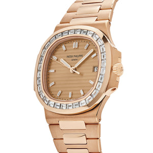 Patek Philippe Nautilus 5723/1R-001 Rose Gold Diamond Bezel — foto 4