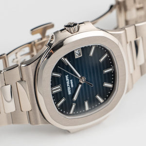 Patek Philippe Nautilus 5811/1G-001 White Gold Blue Dial — foto 7